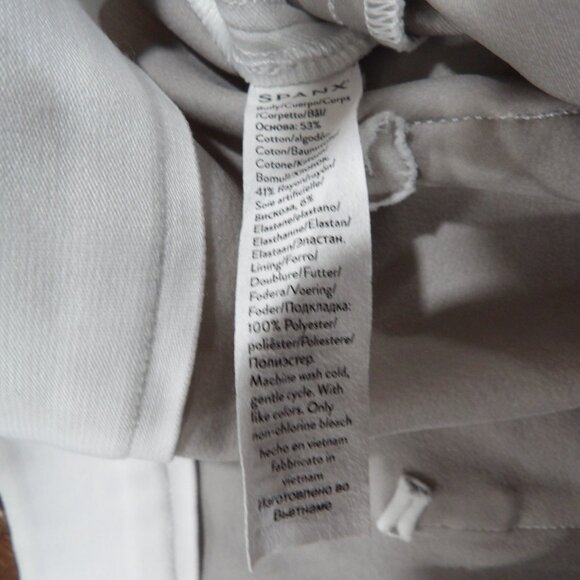 SPANX White Ankle Cropped Pants - Picture 10 of 10